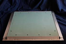 TRAMPILLA ALUMINIO PYL 60X60